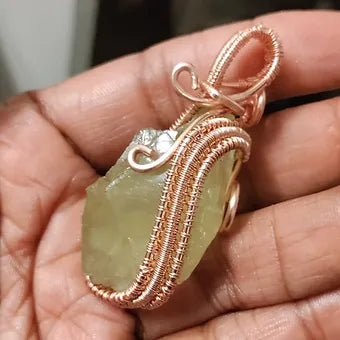 Intuitive Weaved Pendant