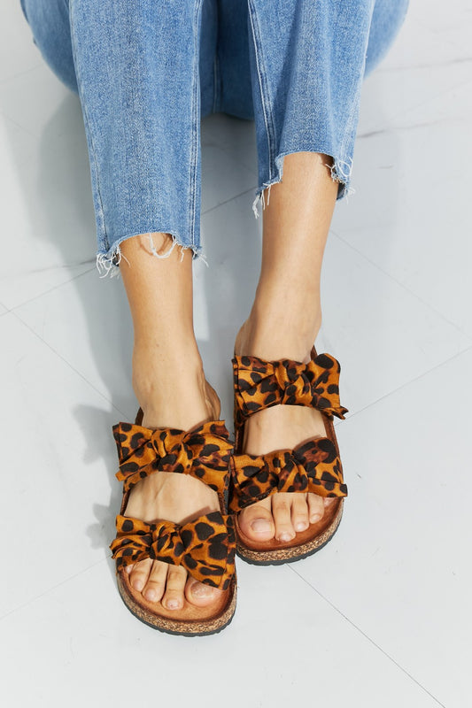 Forever Link Fiercely Feminine Leopard Bow Slide Sandals